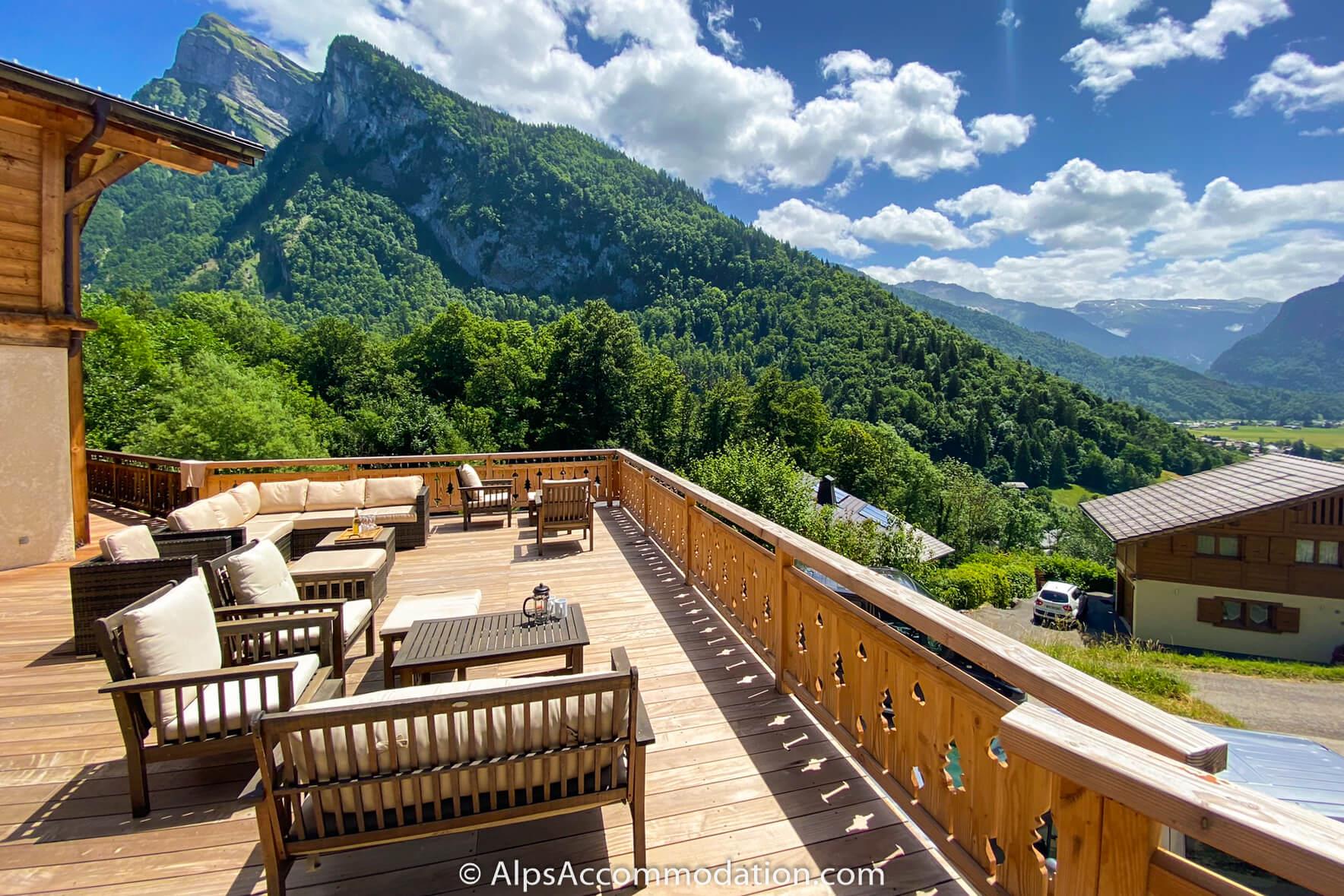Chalet Falcon Samoëns - One of several outside areas offering simply wonderful views